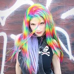 保存版 マニックパニックの使い方は ブリーチ無しでも使用できる 人気の青系カラーや色持ちなどを解説します Kamiu カミーユ